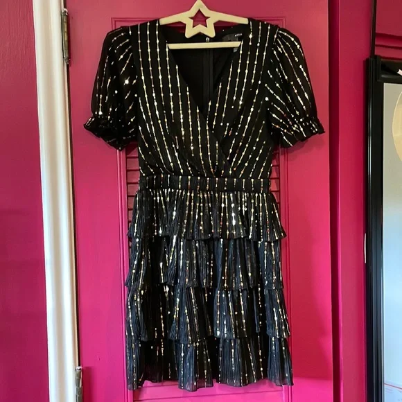 Aqua | Dresses | Aqua Bloomingdales Gold And Black Dress | Poshmark